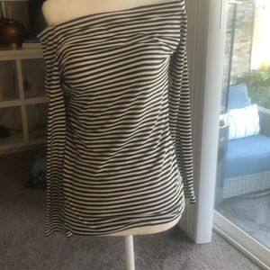 New with tags! Hallogen off the shoulder shirt.